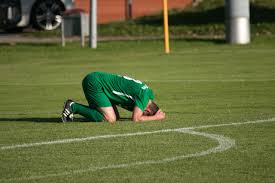 幸福｜ 乘风破浪,“泳”往直前——学校游泳社团家长开放日活动.